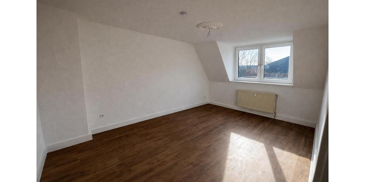 Dachgeschoßwohnung Herne Eickel - 3 Zimmer, 54 m&sup2;, 422&euro; | Angebot:25962677