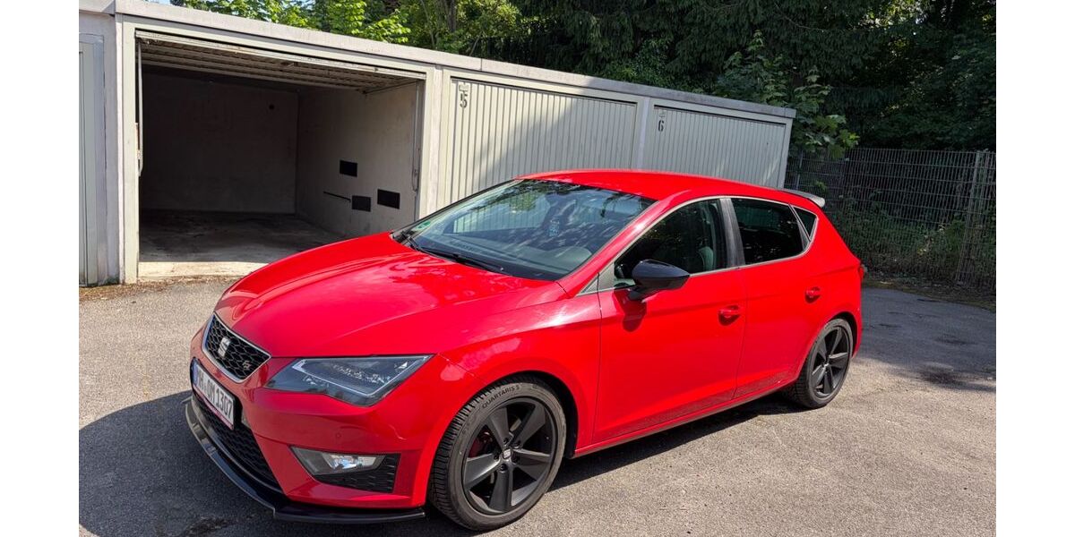 Seat Leon 106.000 km 13.900 &euro; Mülheim an der Ruhr 45472