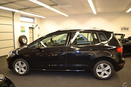 VW Golf 110.000 km 8.999 &euro; Mülheim-Speldorf 45478