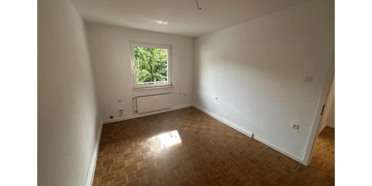 Etagenwohnung Essen Stadtkern - 2.5 Zimmer, 70 m&sup2;, 790&euro; | Angebot:26610421