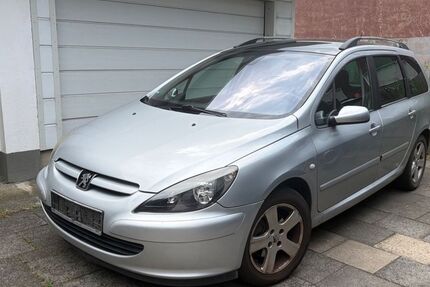 Peugeot 307 266.533 km 899 &euro; Castrop-Rauxel 44579