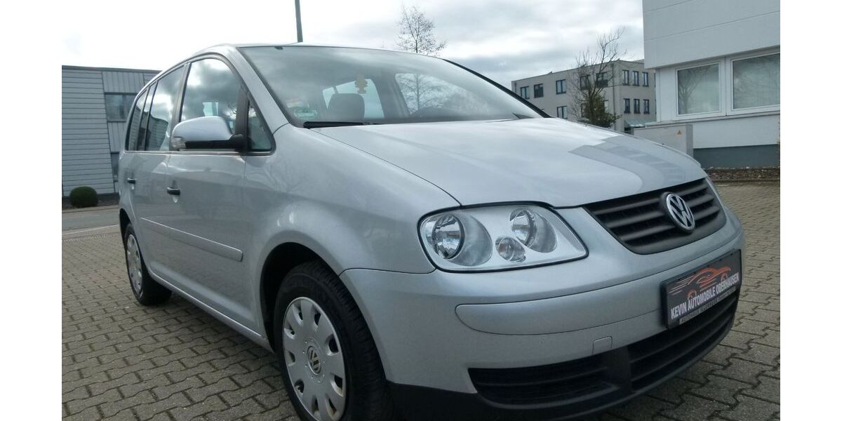 VW Touran 216.860 km 3.300 &euro; Oberhausen 46047