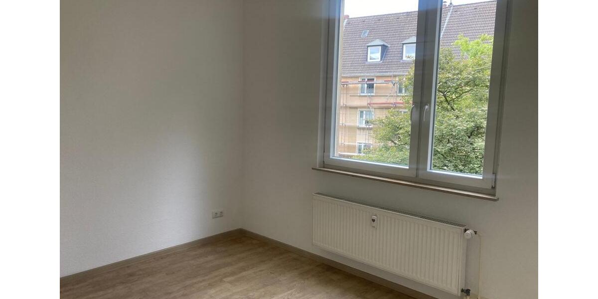 Etagenwohnung Essen Stadtbezirk III - 3 Zimmer, 71 m&sup2;, 699&euro; | Angebot:25375730