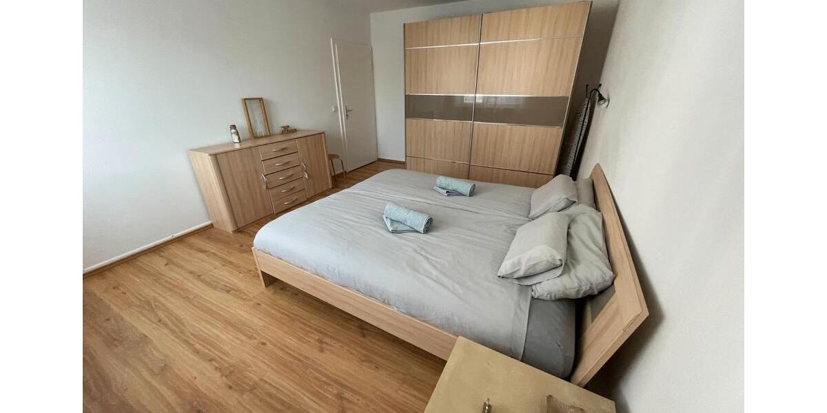 Etagenwohnung Essen Stadtbezirk VI - 2 Zimmer, 61 m&sup2;, 155.000&euro; | Angebot:26105011
