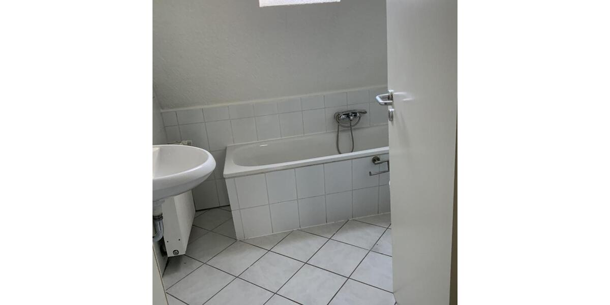 Dachgeschoßwohnung Recklinghausen Grullbad - 3 Zimmer, 55 m&sup2;, 429&euro; | Angebot:25104760
