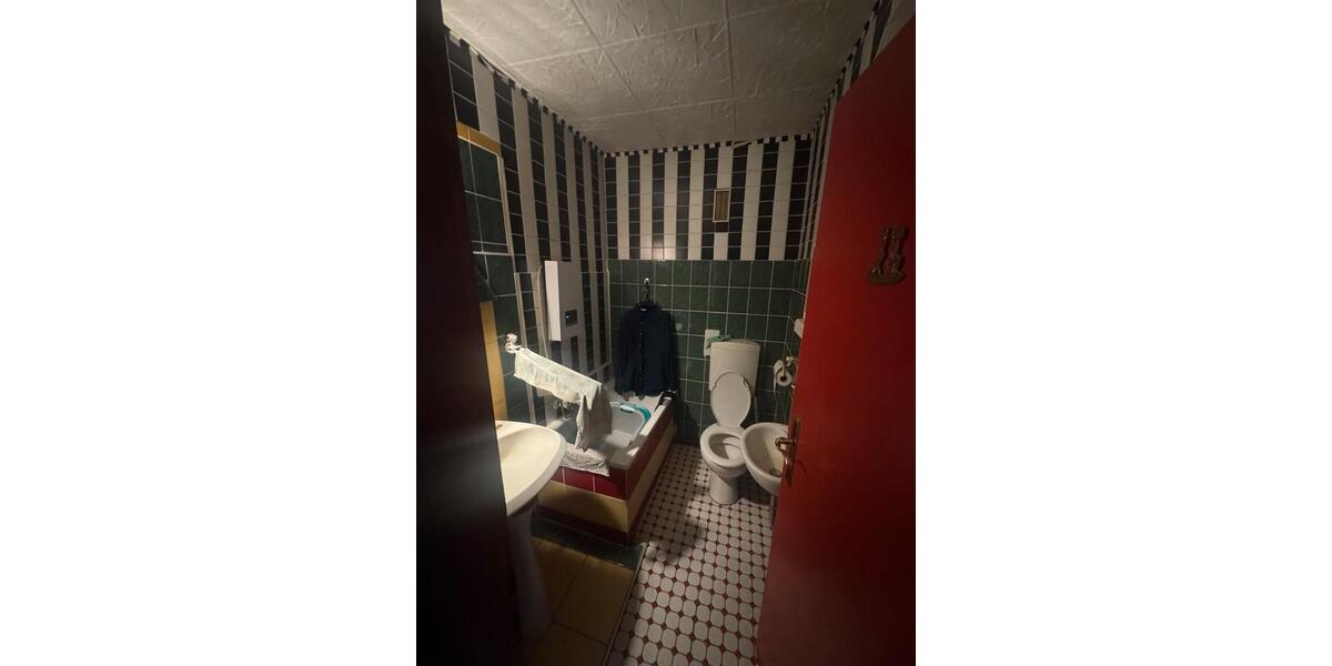 Dachgeschoßwohnung Dortmund Innenstadt Nord - 3 Zimmer, 65 m&sup2;, 90.000&euro; | Angebot:25978937