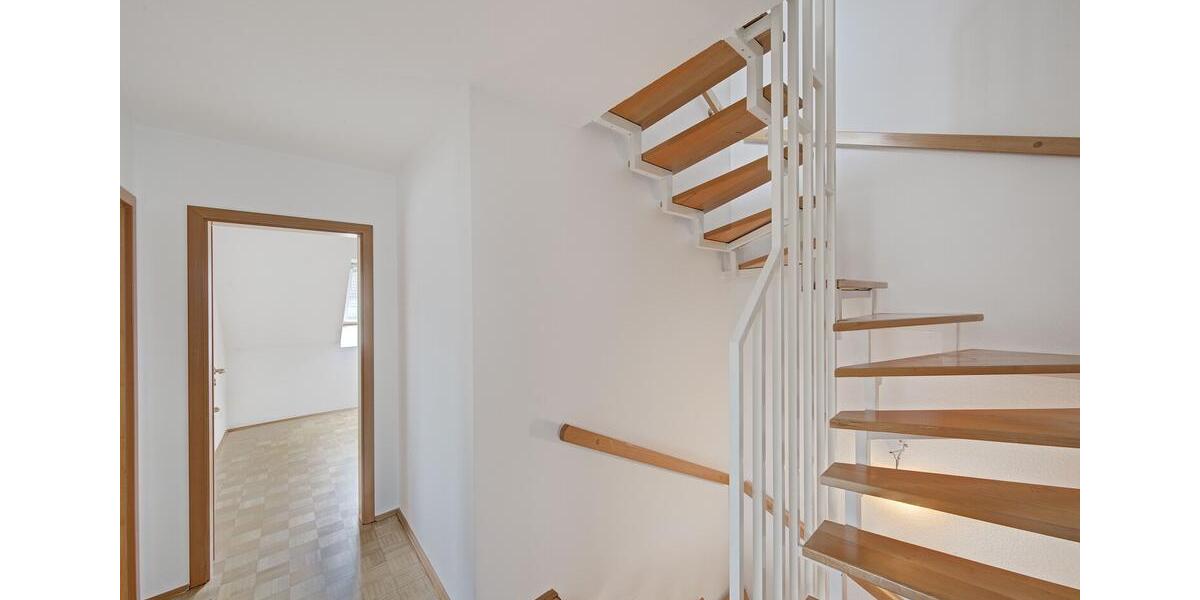 Doppelhaushälfte Dortmund Hombruch - 6 Zimmer, 155 m&sup2;, 1.950&euro; | Angebot:25144008