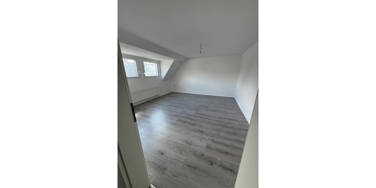 Reihenhaus Dortmund Eving - 5.5 Zimmer, 120 m&sup2;, 1.900&euro; | Angebot:26025197