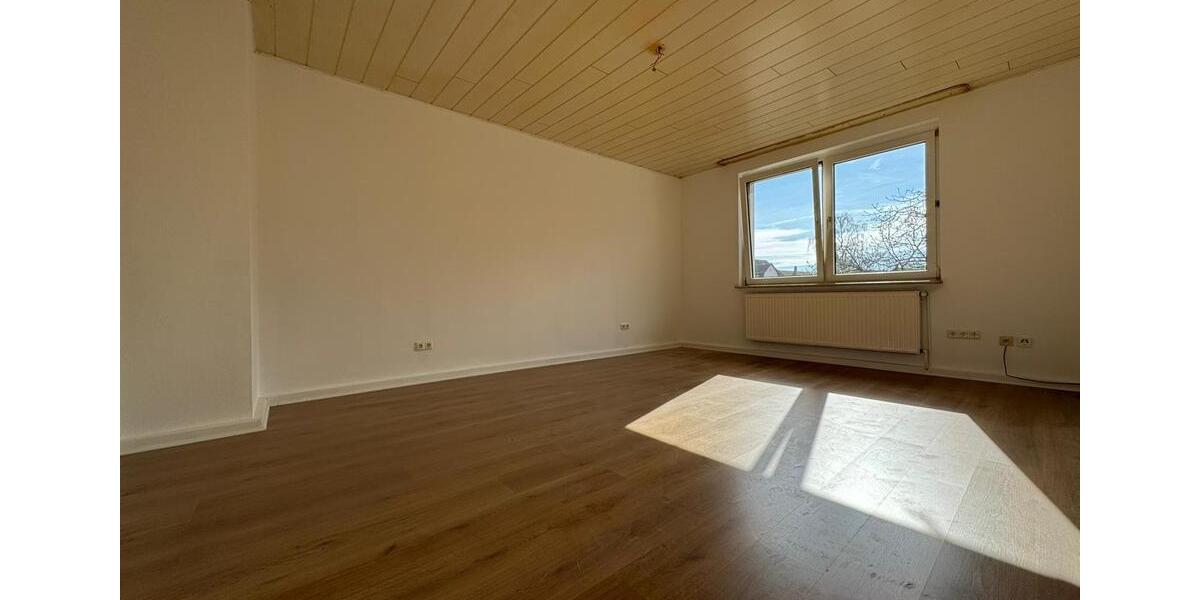 Etagenwohnung Bochum Günnigfeld - 2 Zimmer, 70 m&sup2;, 550&euro; | Angebot:26038845