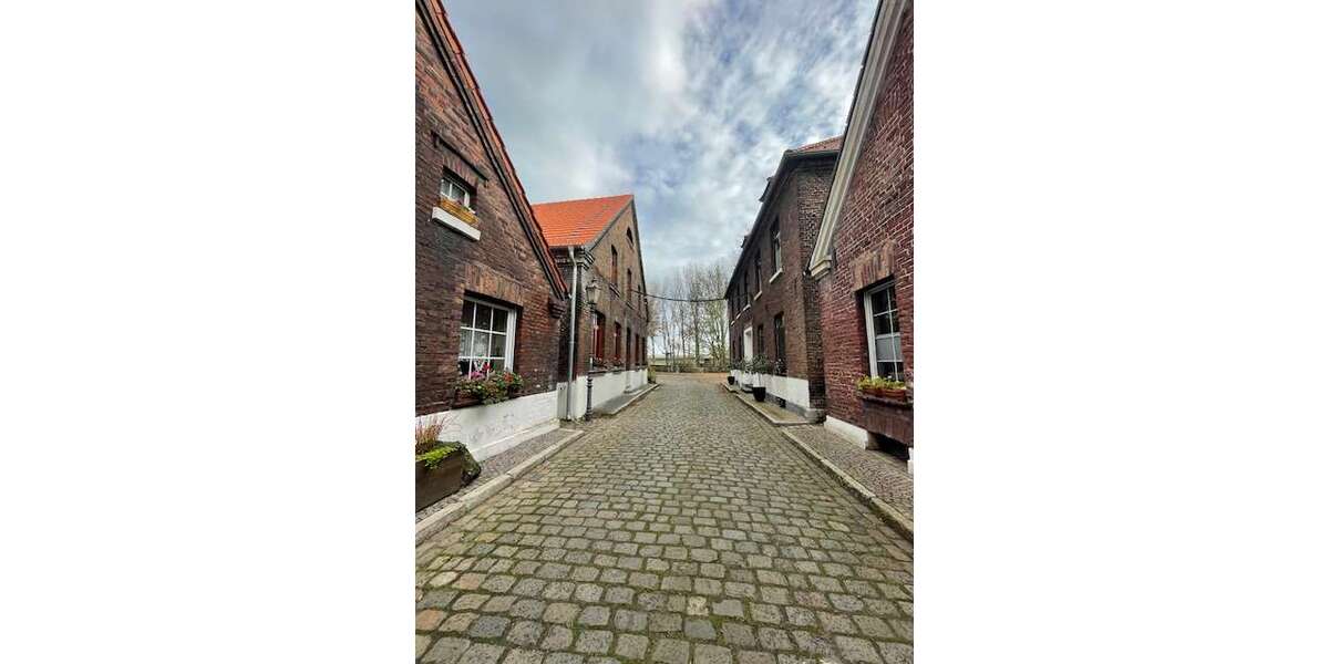 Etagenwohnung Hünxe-Krudenburg Krudenburg - 5 Zimmer, 140 m&sup2;, 1.682&euro; | Angebot:22242178