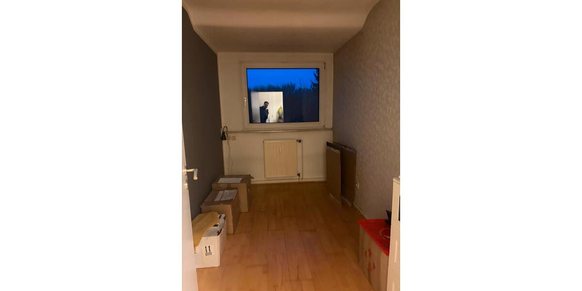 Dachgeschoßwohnung Oberhausen Schmachtendorf - 3.5 Zimmer, 57 m&sup2;, 750&euro; | Angebot:25420308