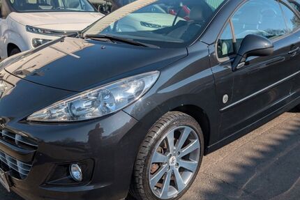 Peugeot 207 41.500 km 10.990 &euro; Gelsenkirchen 45892