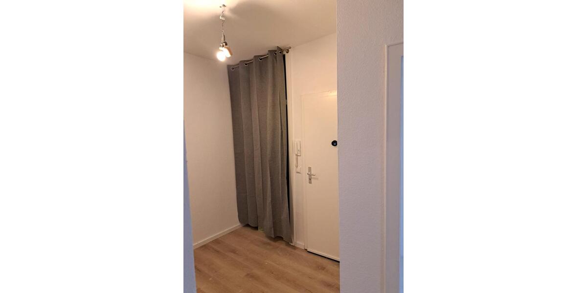 Dachgeschoßwohnung Essen Stadtbezirk IV - 2 Zimmer, 59 m&sup2;, 620&euro; | Angebot:26021462