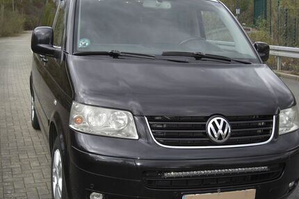 VW T5 Multivan 261.000 km 9.100 &euro; Bochum 44809