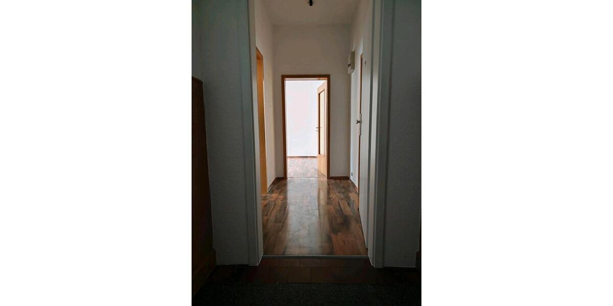 Erdgeschoßwohnung Gelsenkirchen Rotthausen - 3 Zimmer, 80 m&sup2;, 690&euro; | Angebot:25944957