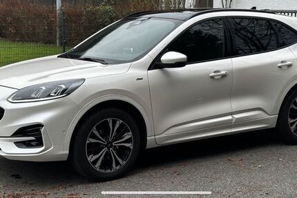 Ford Kuga 79.000 km 27.500 &euro; Essen 45327