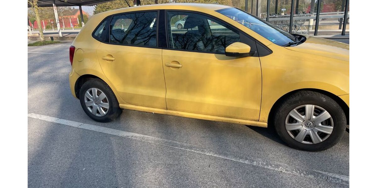 VW Polo 32.800 km 6.900 &euro; Essen 45309