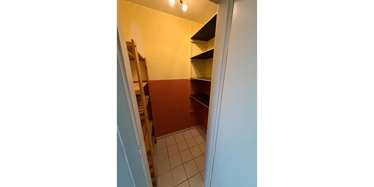 Dachgeschoßwohnung Gelsenkirchen Resse - 3.5 Zimmer, 79 m&sup2;, 570&euro; | Angebot:25173088
