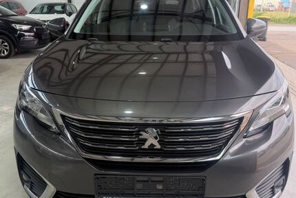 Peugeot 5008 141.000 km 15.490 &euro; Hünxe 46569