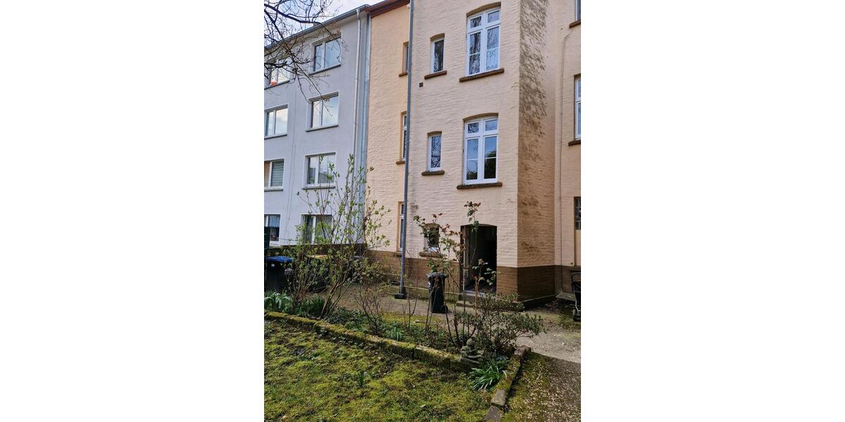 Dachgeschoßwohnung Essen Stadtbezirk III - 3 Zimmer, 78 m&sup2;, 950&euro; | Angebot:25804028