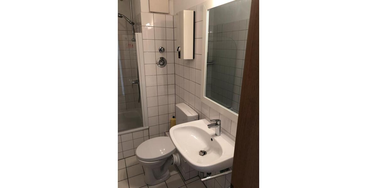 Dachgeschoßwohnung Bochum Altenbochum - 1 Zimmer, 25 m&sup2;, 430&euro; | Angebot:26692783