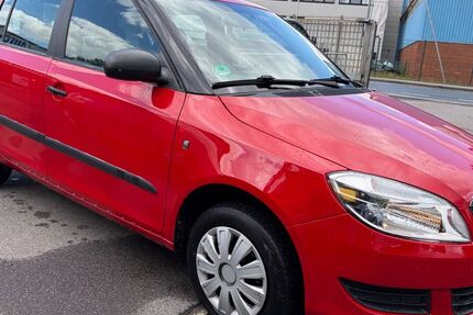 Skoda Fabia 46.800 km 4.999 &euro; gelsenkirchen 45881