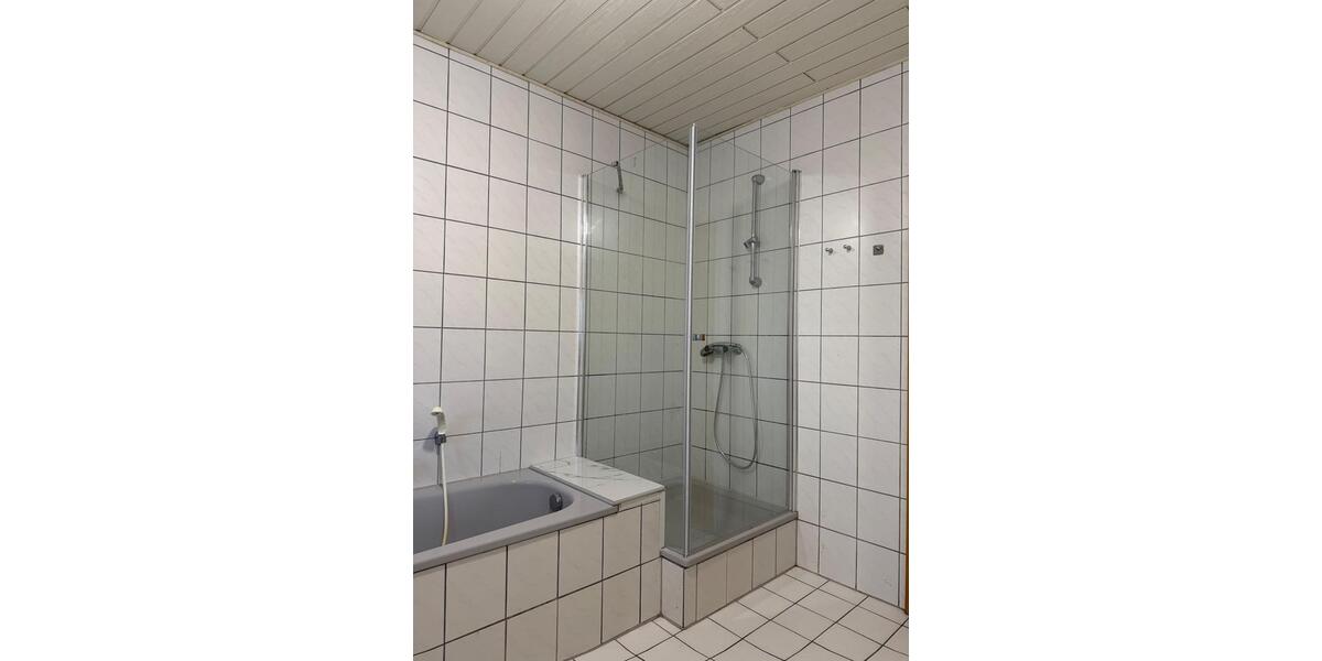 Erdgeschoßwohnung Bochum Bochum-Ost - 2 Zimmer, 90 m&sup2;, 890&euro; | Angebot:25257724