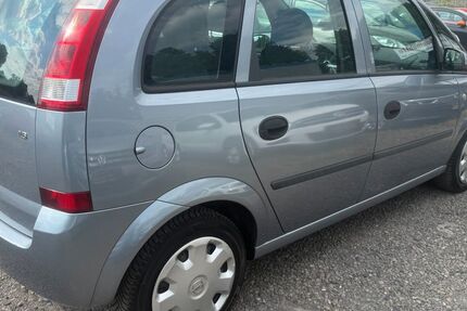 Opel Meriva 63.000 km 3.900 &euro; Essen 45356