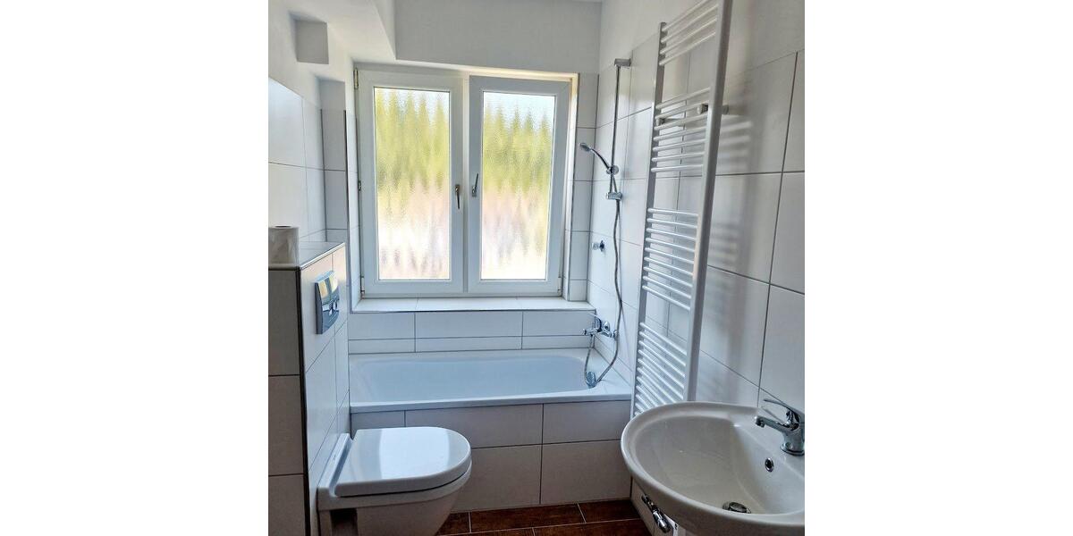 Etagenwohnung Velbert Langenberg - 1 Zimmer, 54 m&sup2;, 470&euro; | Angebot:26431144