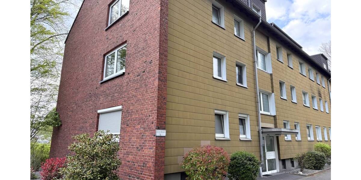 Etagenwohnung Gelsenkirchen Buer - 6 Zimmer, 143 m&sup2;, 140.000&euro; | Angebot:26260682