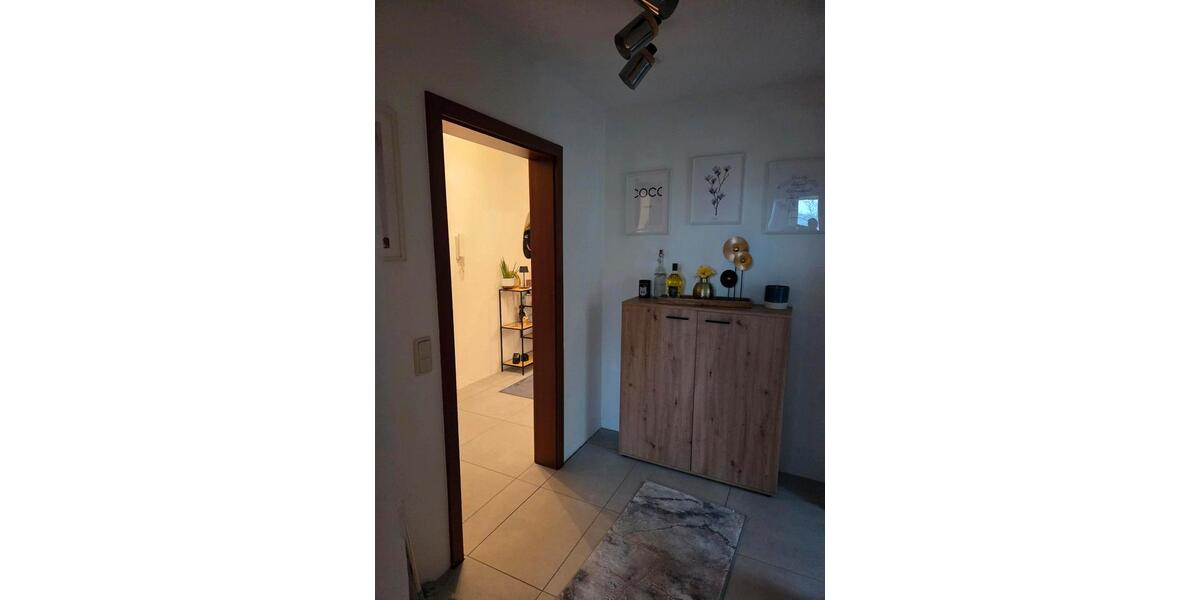 Etagenwohnung Gelsenkirchen Buer - 3 Zimmer, 93 m&sup2;, 950&euro; | Angebot:25936392