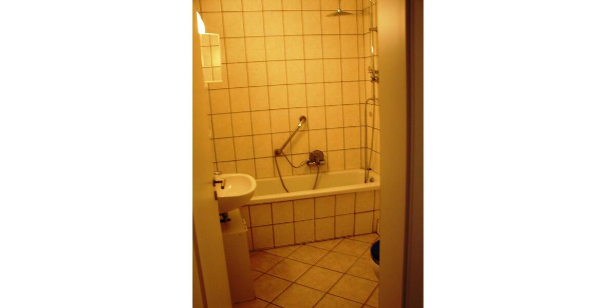 Dachgeschoßwohnung Gelsenkirchen Rotthausen - 3 Zimmer, 98 m&sup2;, 600&euro; | Angebot:26033838