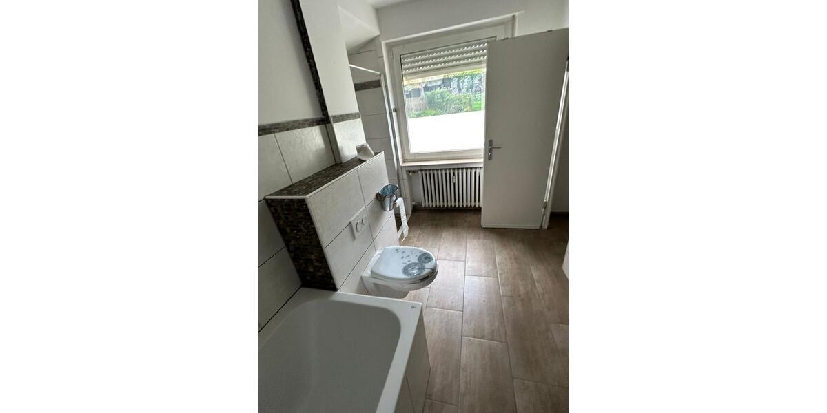 Einfamilienhaus Bottrop - 10 Zimmer, 210 m&sup2;, 676.000&euro; | Angebot:25944100