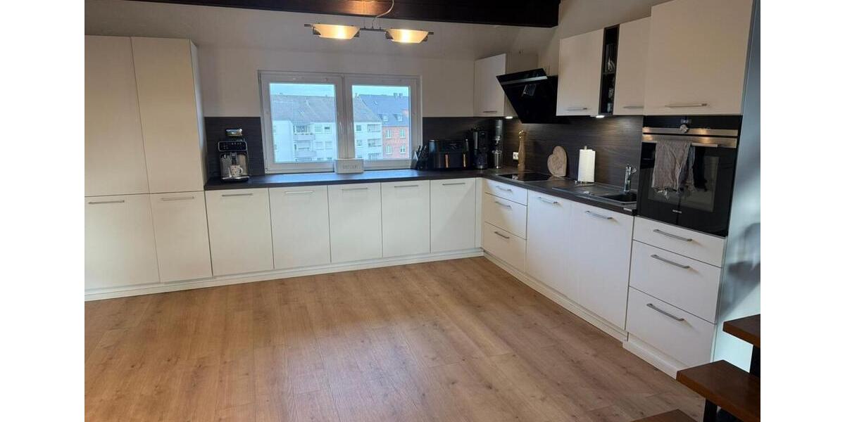 Dachgeschoßwohnung Herne - 2.5 Zimmer, 140 m&sup2;, 950&euro; | Angebot:25179786