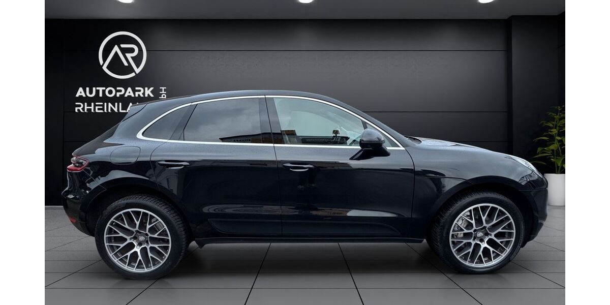 Porsche Macan 95.211 km 35.950 &euro; Bochum 44866