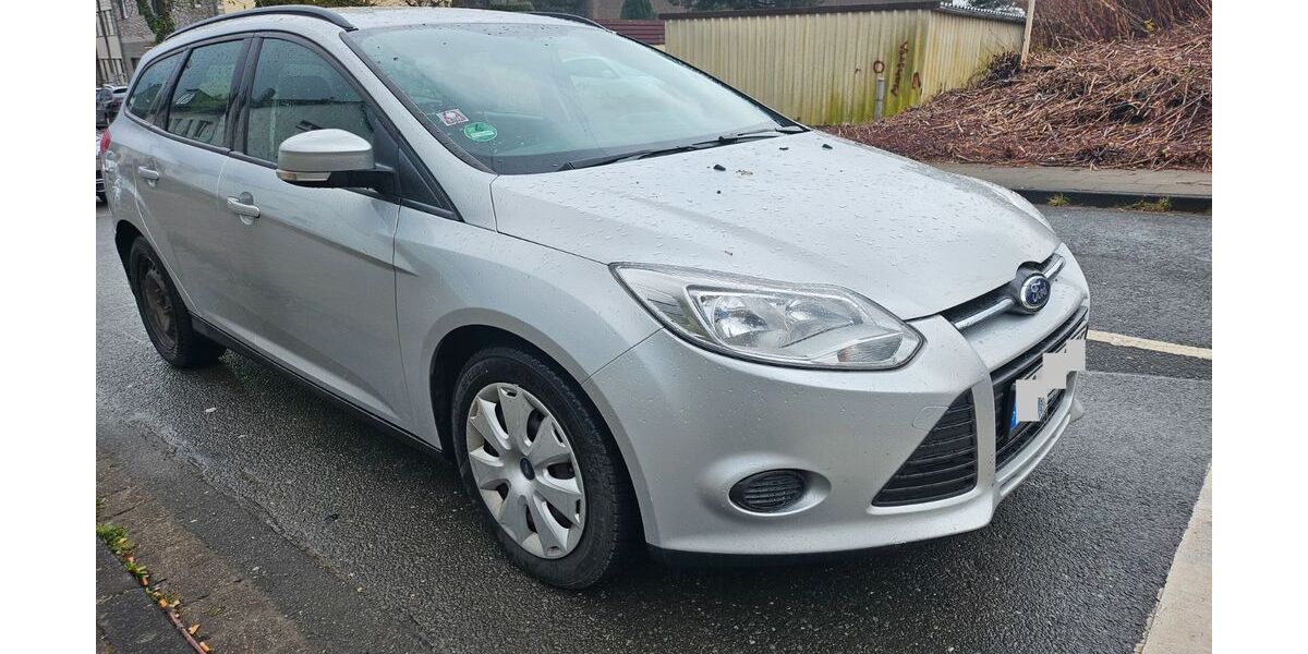 Ford Focus 270.263 km 3.300 &euro; Essen 45356