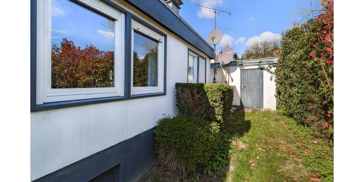 Einfamilienhaus Bochum Stiepel - 6 Zimmer, 160 m&sup2;, 500.000&euro; | Angebot:26540785