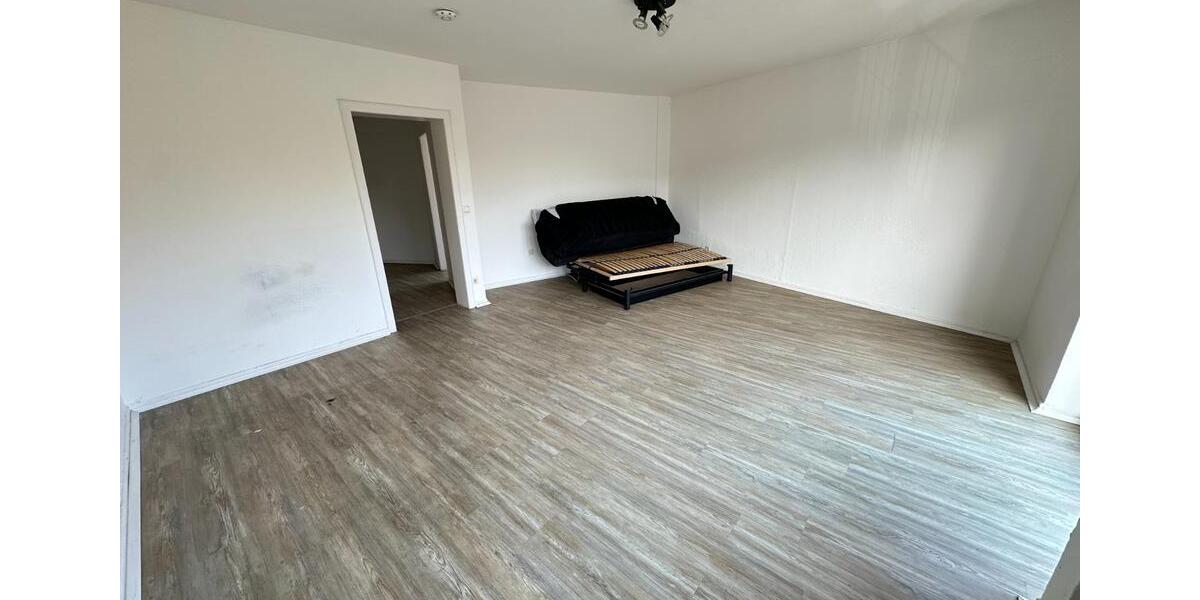 Etagenwohnung Essen Südviertel - 1 Zimmer, 42 m&sup2;, 386&euro; | Angebot:25782980