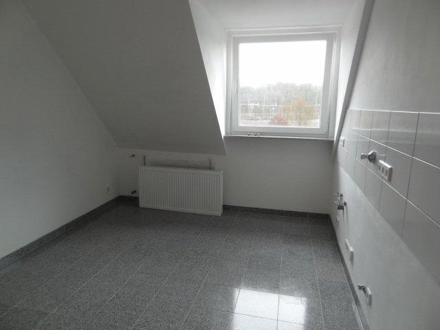Dachgeschoßwohnung Recklinghausen - 2.5 Zimmer, 50 m&sup2;, 425&euro; | Angebot:26647322