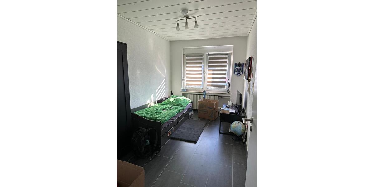 Erdgeschoßwohnung Gladbeck - 4 Zimmer, 85 m&sup2;, 850&euro; | Angebot:26632069