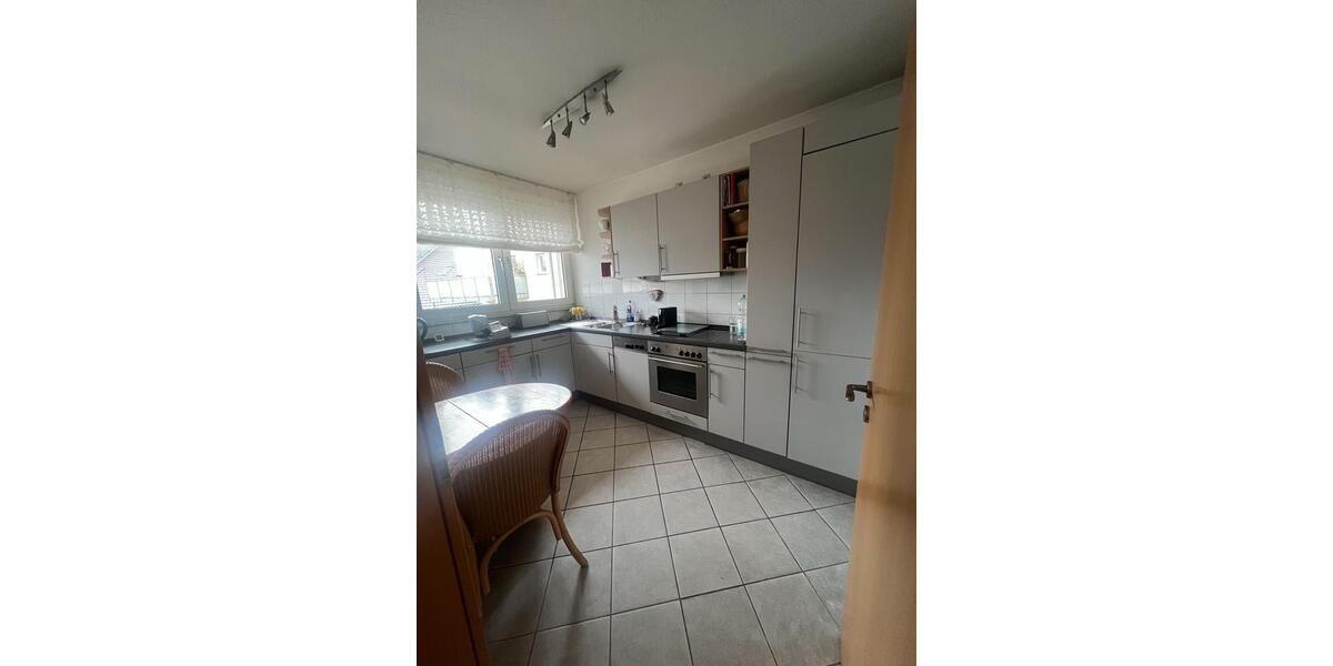 Etagenwohnung Dinslaken - 3.5 Zimmer, 85 m&sup2;, 1.150&euro; | Angebot:25874338