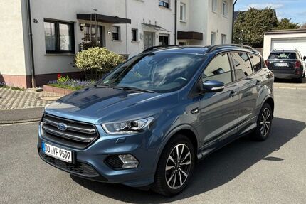 Ford Kuga 88.840 km 18.400 &euro; Dortmund 44329