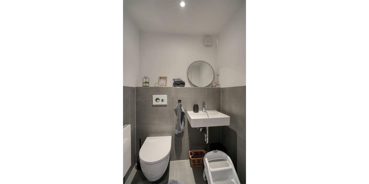 Doppelhaushälfte Bochum Stiepel - 7 Zimmer, 234 m&sup2;, 850.000&euro; | Angebot:25687051