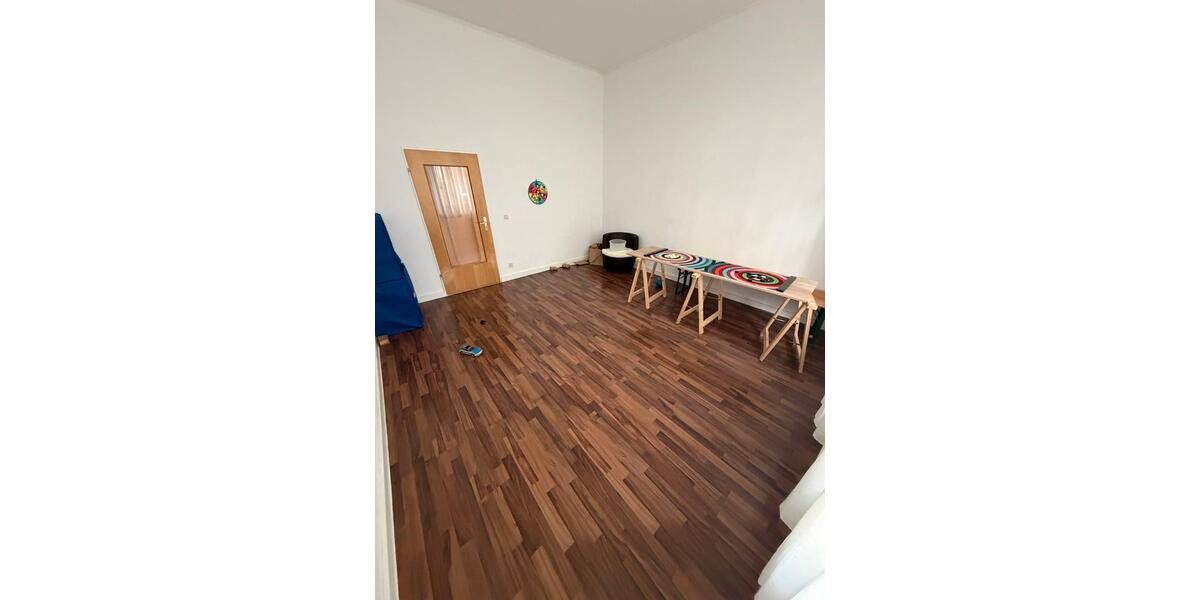 Erdgeschoßwohnung Oberhausen - 3.5 Zimmer, 95 m&sup2;, 1.500&euro; | Angebot:25926370