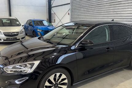 Ford Focus 113.000 km 9.500 &euro; Hünxe 46569