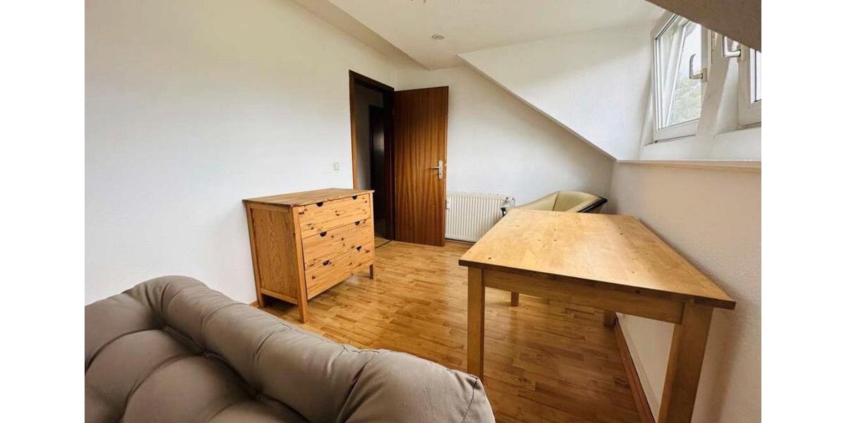 Dachgeschoßwohnung Essen Stadtbezirk IX - 2 Zimmer, 36 m&sup2;, 475&euro; | Angebot:26044668