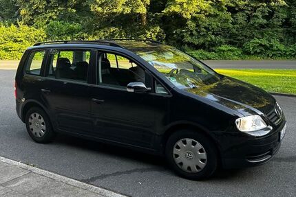 VW Touran 110.400 km 4.200 &euro; Essen 45239