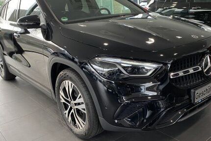 Mercedes-Benz GLA 200 8.000 km 43.390 &euro; Essen 45257