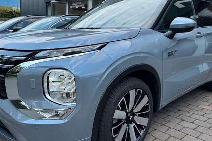 Mitsubishi Outlander 10.900 km 49.890 &euro; Dorsten 46282