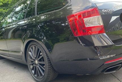 Skoda Octavia 79.400 km 17.500 &euro; Oberhausen 46149
